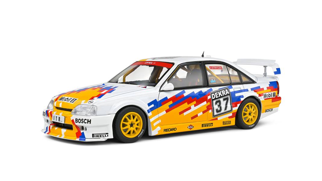 Mit dem Strycek-Omega schließt Solido eine 1:18-Lücke im DTM-Starterfeld