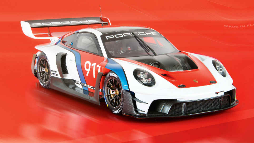 ‘23 Porsche 911 GT3 R rennsport von Spark in 1:18 – Grenzenlos