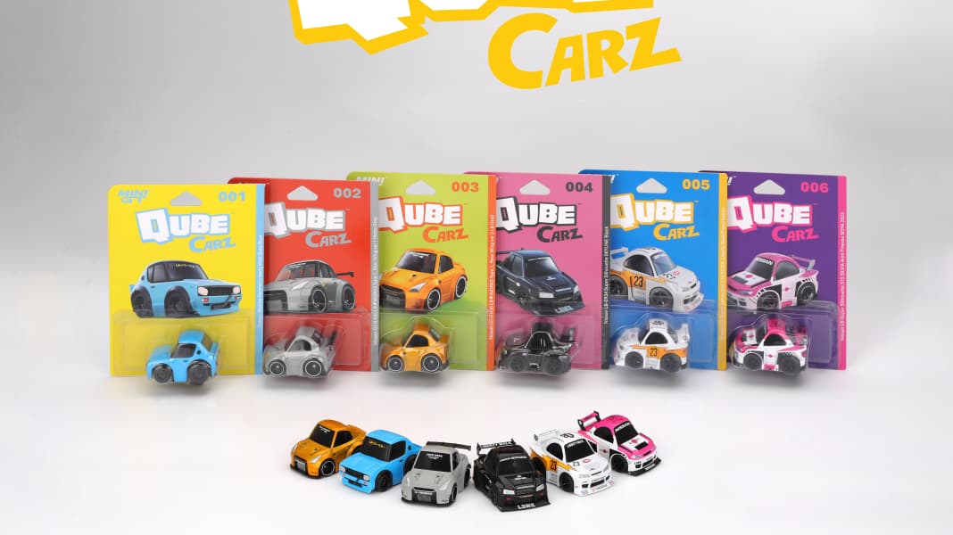 QZ von Mini GT: Modelle zum Kugel von Nissan im Würfel-Design!