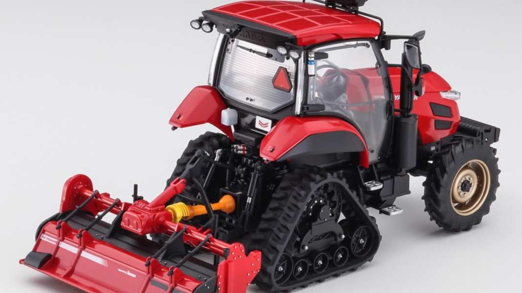Hasegawa baut Yanmar-Trecker mit Vertikutierer in 1:35