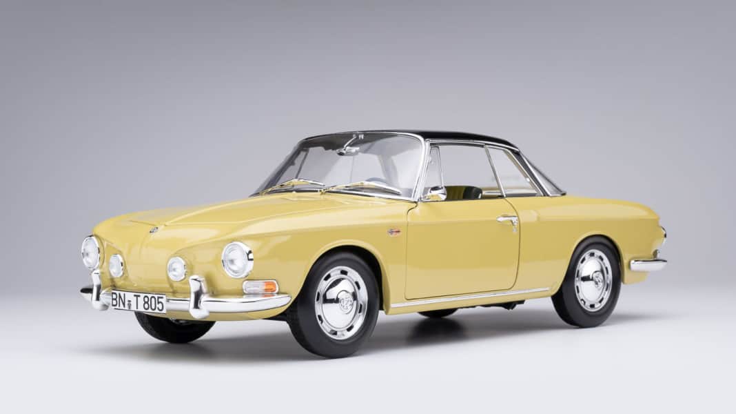 Der große Karmann von Norev in 1:18 startet in Manilagelb