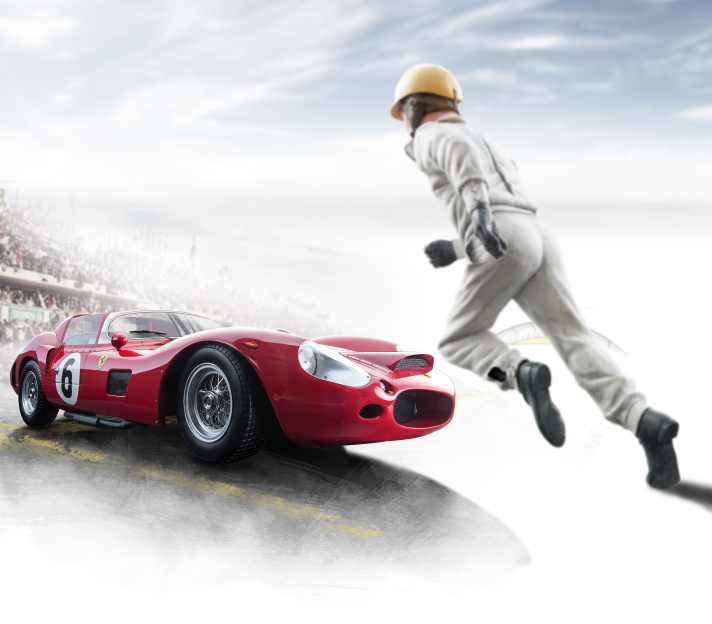 Le Mans schreibt unglaubliche Geschichten. Und Blacky Schwarz machte dazu das passende, atemberaubende Foto vom Ferrari 330 TRI, der 1962 als letzter Frontmotor-Rennwagen die 24 Stunden gewann. ] Foto: Blackys Studio