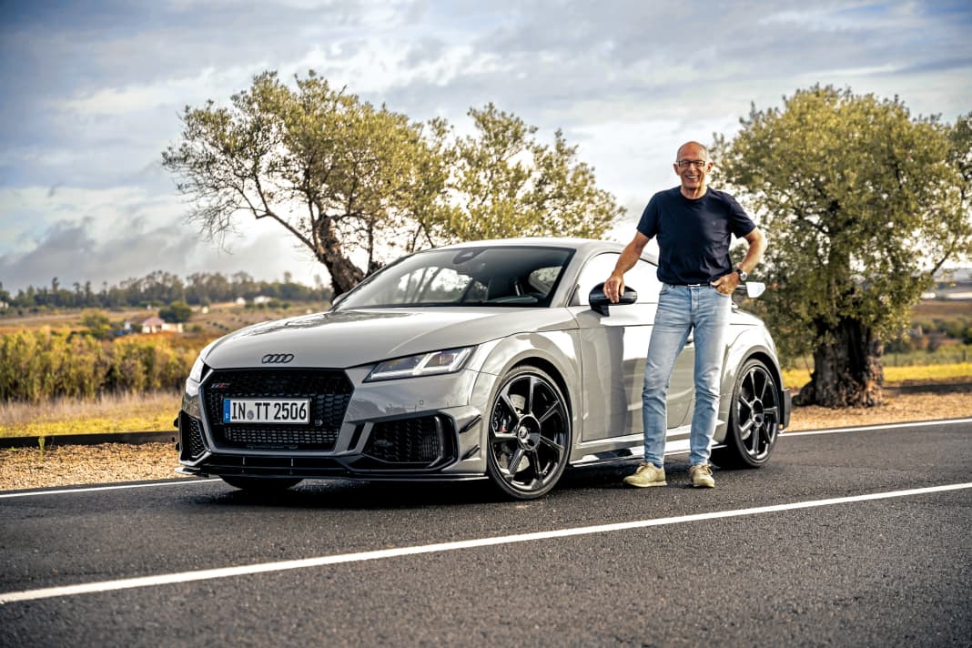 Vom Audi TT RS Coupé als Iconic Edition mit einem vom Rennsport inspirierten Aerokit gibt es lediglich 100 Exemplare