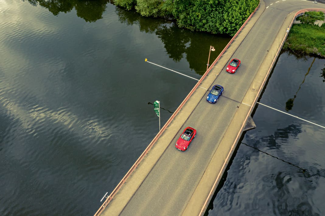 Offenbarung Der Porsche 911 Targa schlägt die Brücke vom Cabriolet zum klassischen Coupé.