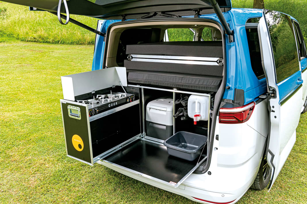 Die Ququq-Box passt in den T7 wie in den kommenden ID.Buzz, das System ist im VW Zubehör gelistet. In diesem Jahr wird zudem Geburtstag gefeiert, auch mit der Monster-Box! Bei „qrazy’11“ können alle mitmachen: www.facebook.com/Ququqinfo