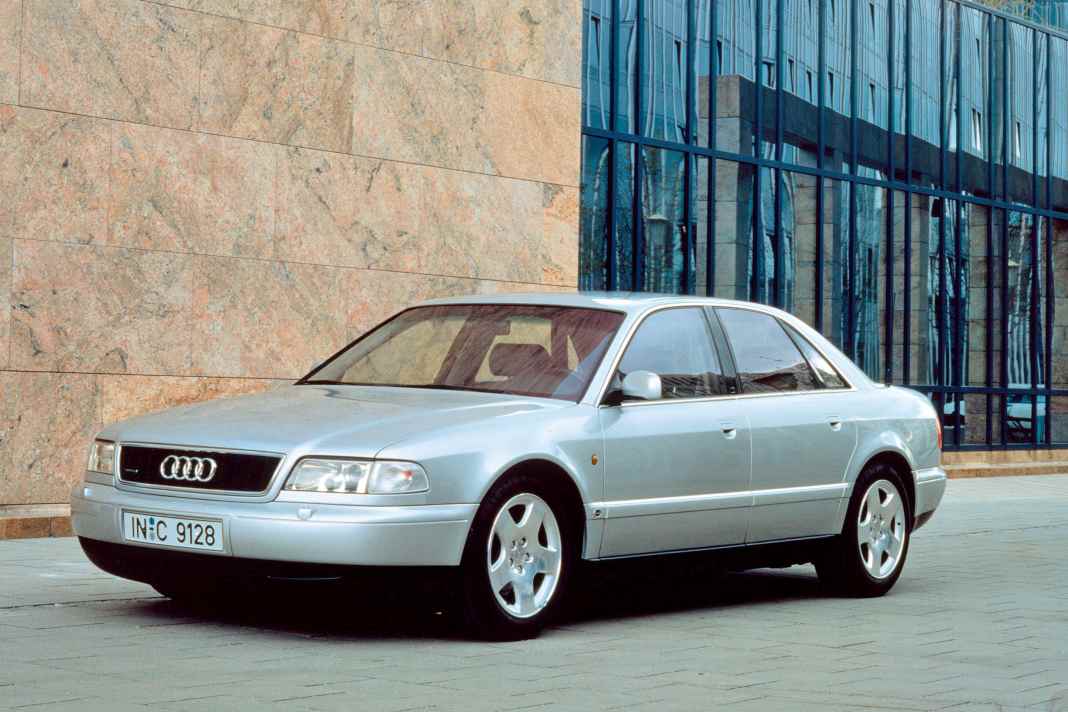 Der Audi A8 (D2) wurde von 1994 bis 2002 produziert