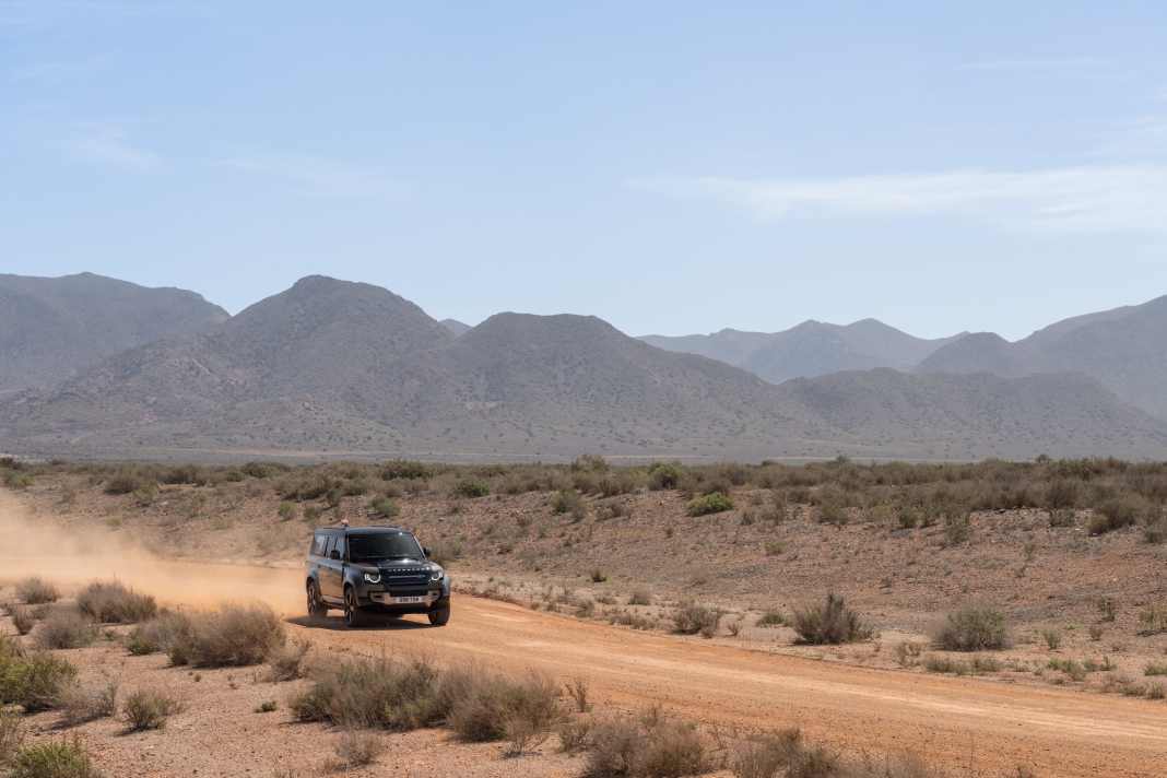 Land Rover Defender 130