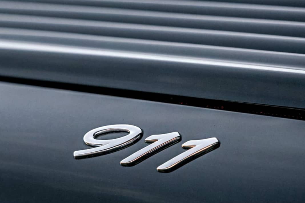 Ein 911 ist ein 911 ist ein 911 ... Doch die Neukonstruktion 996 führte die Baureihe endlich in die Neuzeit