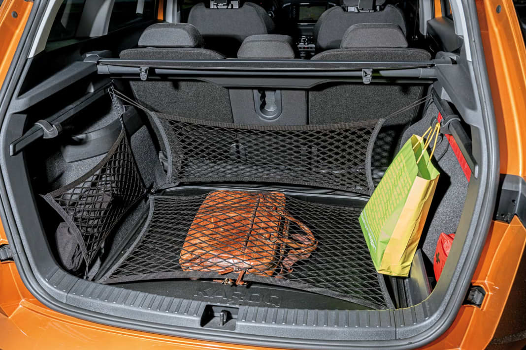 Cargo-Elemente, Gepäcknetze, Abfallbehälter und eine Kofferraum-Wendematte kommen mit dem Paket „Simply Clever“ für 110 Euro
