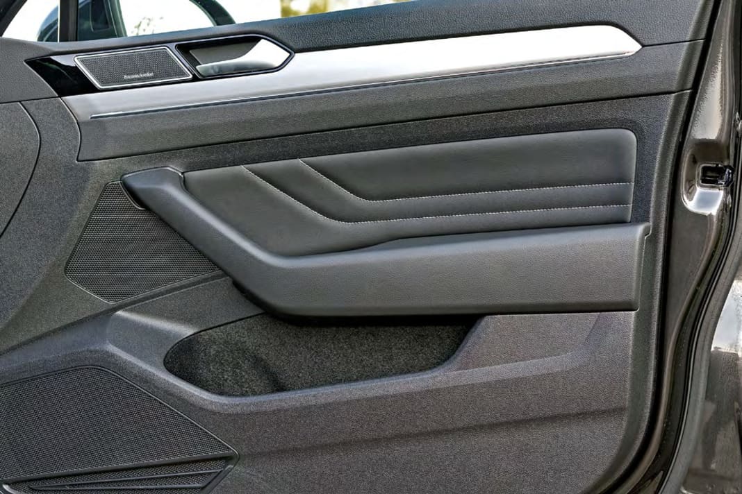 Das Gepäckmanagement-Paket (380 Euro) sorgt für eine vielseitigere Nutzung dank Fixierband, Verzurrösen und verschiebbarem Boden