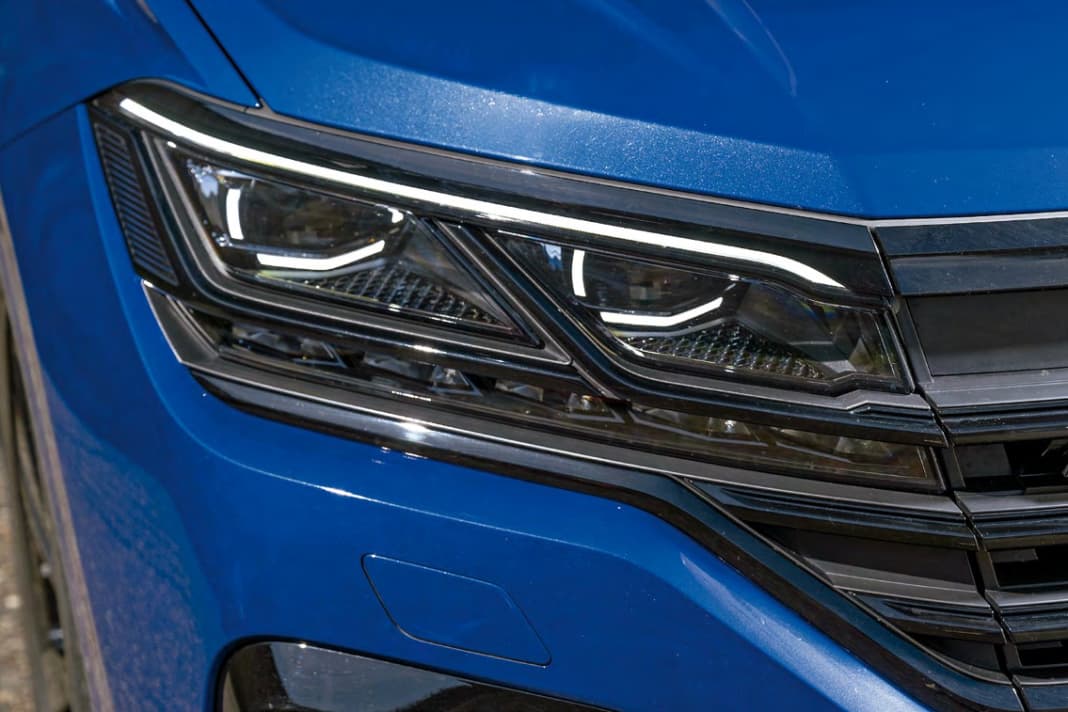 IQ.Light mit diversen Lichtfunktionen und den famosen Matrix- LED-Scheinwerfern für blendfreies Fernlicht kostet 2.050 Euro extra