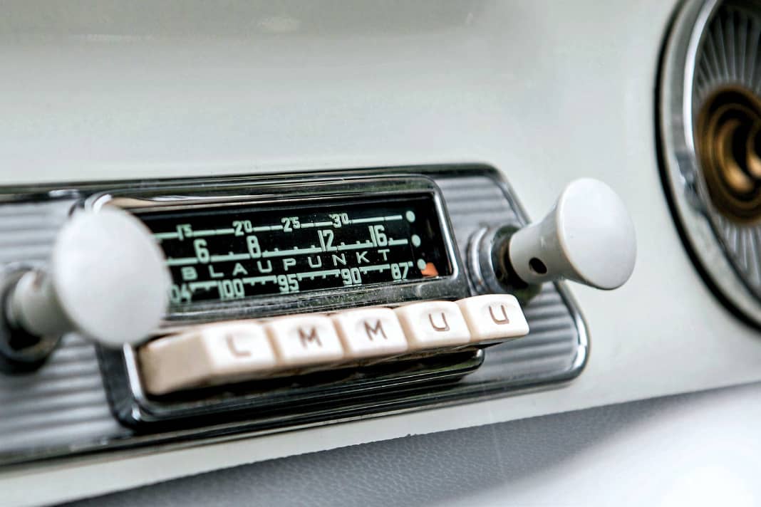 Zauberhaftes Blaupunkt-Radio mit Lang-, Mittel- und Ultrakurzwellenempfang – wird UKW bald zugunsten von DAB+ abgeschaltet, wird es wohl verstummen