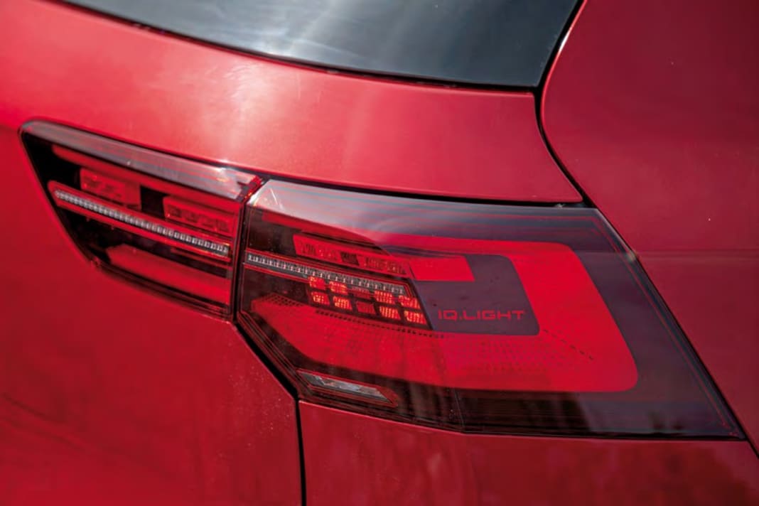 LED-Rückleuchten sind Serienstandard. Noch ausdrucksstärker freilich sind die optionalen IQ.Light-Einheiten mit Wischblinkern