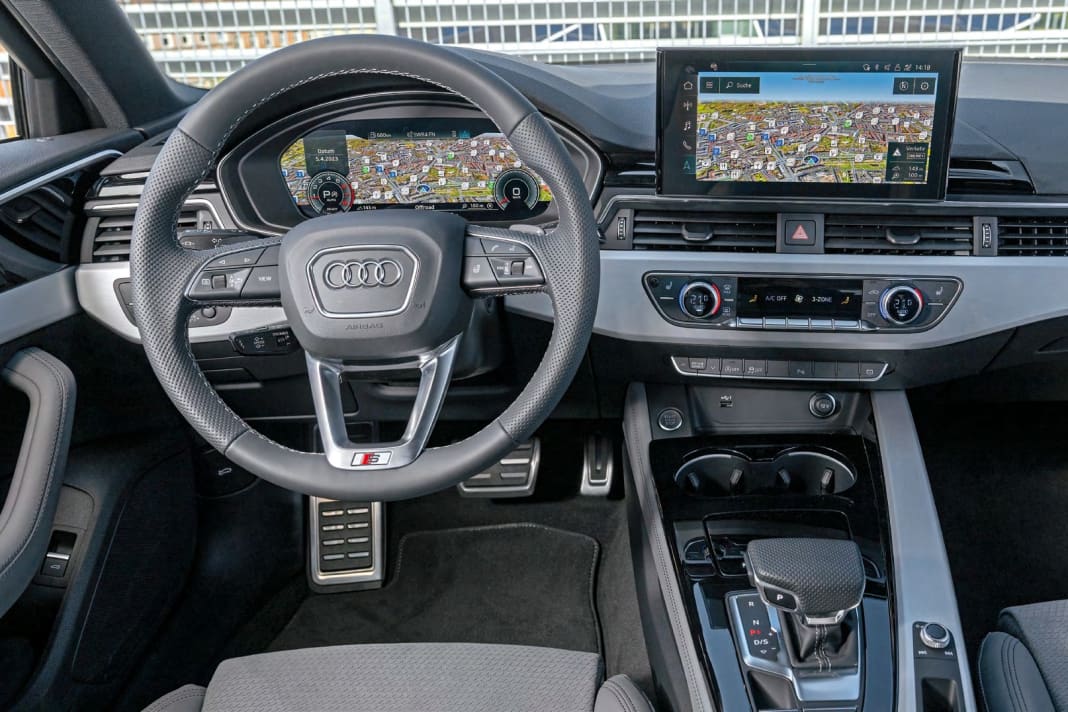 Ergonomisch sehr gelungenes A4-Cockpit, dessen Bedienung keine Rätsel aufgibt. Das Infotainment mit seinen zahlreichen Untermenüs ist durchaus erlernbar