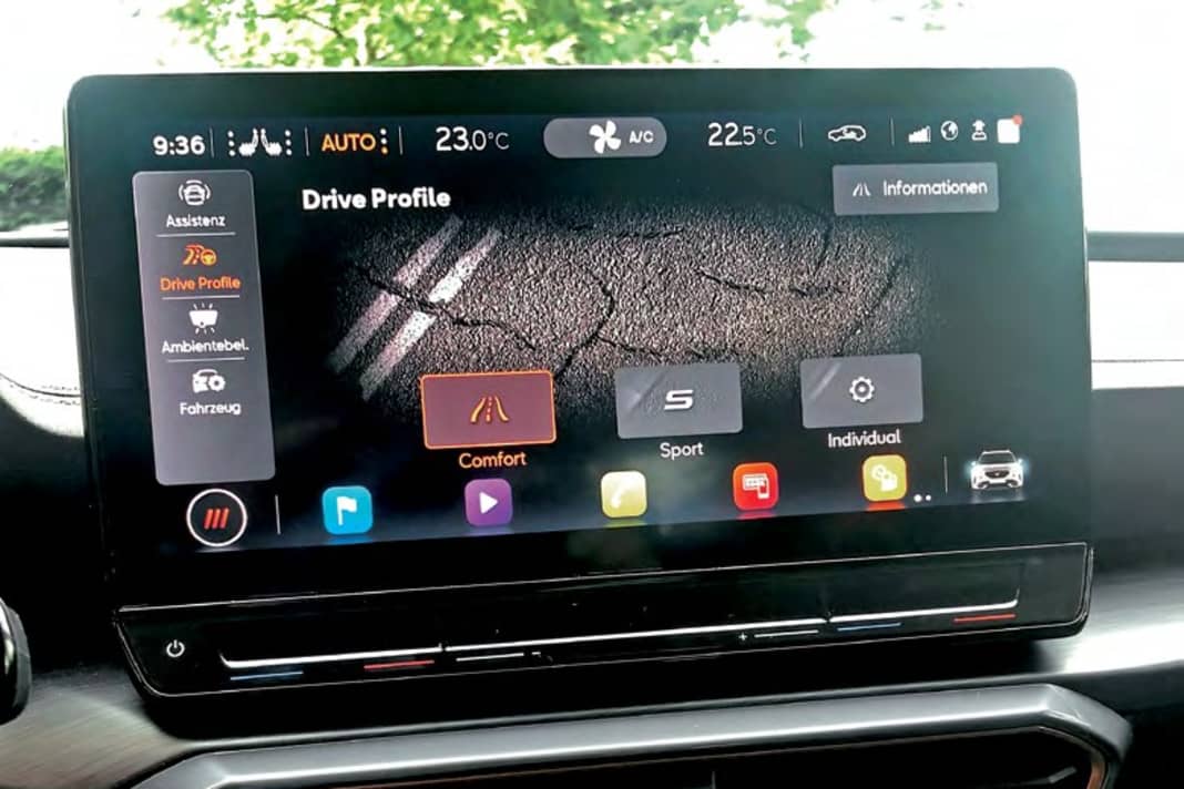 Das Navigationssystem mit 12-Zoll-Display schlägt mit 1.060 Euro extra zu Buche