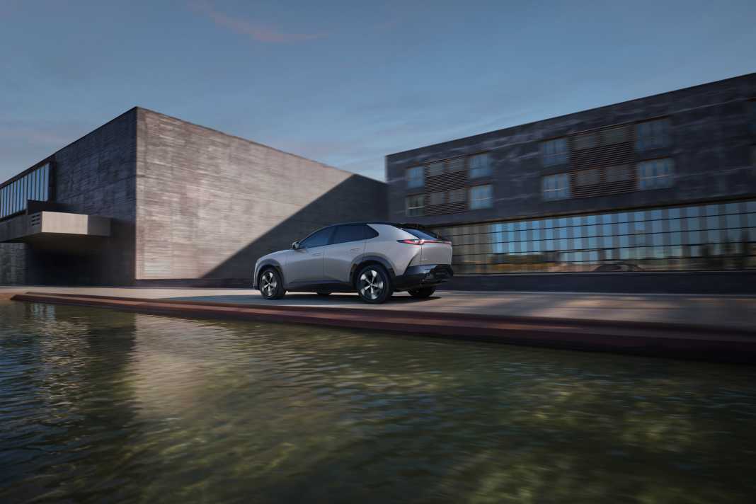 Mazda CX-6e elektrisiert das Crossover-Segment