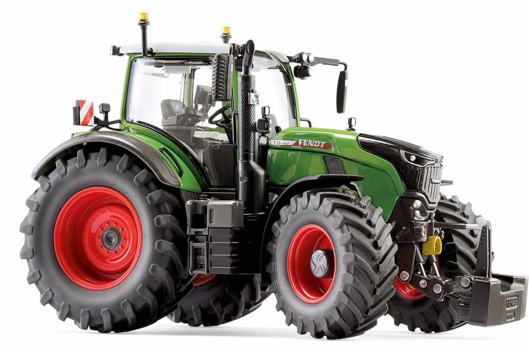 Gleich zwei Versionen des Vario aus der Gen7 der 700er-Serie baut Wiking für Fendt in 1:32 und Die Cast – inklusive gelungener Top-Finessen