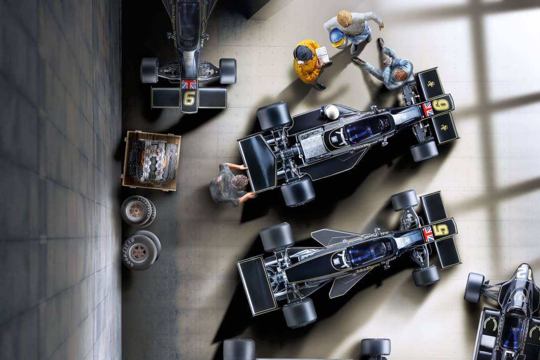 Die beiden Lotus Typ 77 parken auf unserem Aufmacherbild oben, die Formel-1-Renner des Lotus 91 stehen unten und rechts