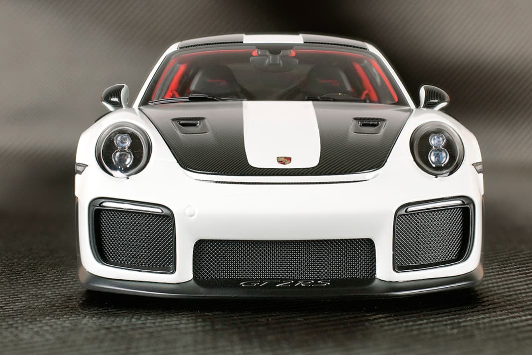 Dieses GT2-Modell hat die Nase vorn dank perfekter Lackierung, edlen Oberflächen und einer Montagequalität der Extraklasse