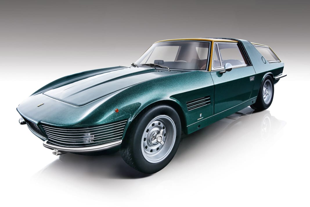 Individueller geht es kaum: Der Shooting Brake des Ferrari 330 GT 2+2 hat eine un- gewöhnliche Geschichte und kommt in 1:18