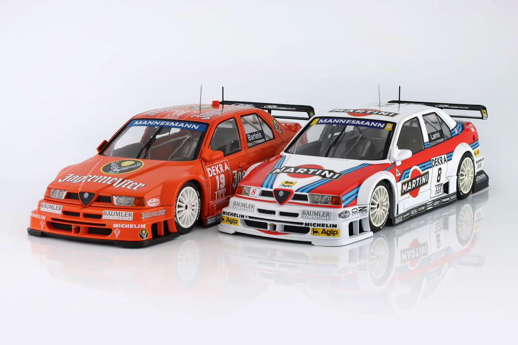 Schrille Dekorationen, kantige Karosserie, fetter Heckflügel und Interieur mit Karbon- Details: Werk83 gibt mit seinem Alfa Romeo155 DTM V6 ein starkes 1:18-Debüt