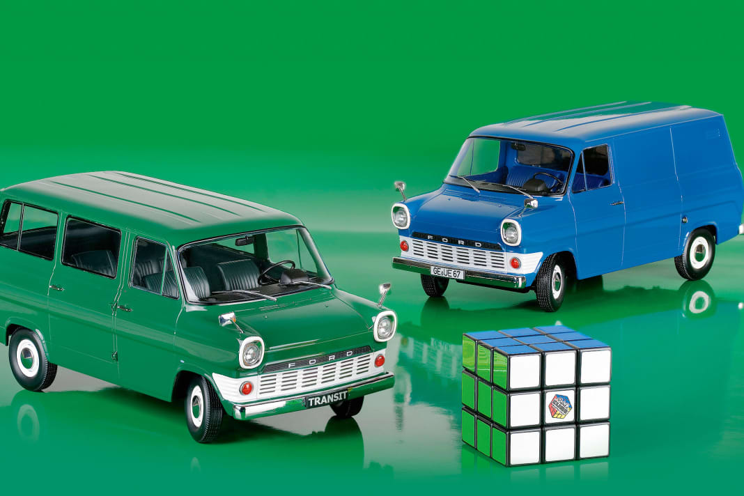 Aus Die Cast und mit geschlossener Karosserie bringt KK Scale den Ford Transit Mk II als Lieferwagen und Bus in 1:18