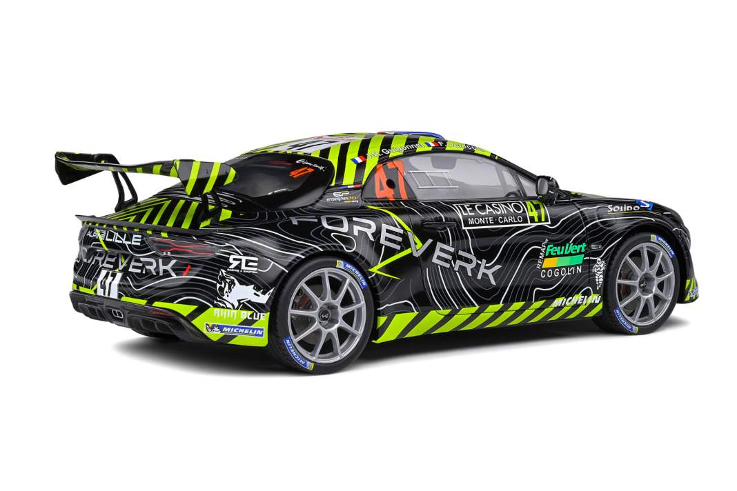 Auch die Heckansicht des Alpine A 110 Rally zeigt die extrafein ausgeführte Dekoration des Solido-Modells in 1:18