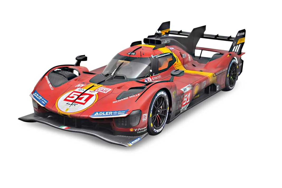 Der verdreckte Le- Mans-Sieger Ferrari 499P von 2023 kommt in 1:8 und im Riesenmaßstab 1:5 bei Amalgam