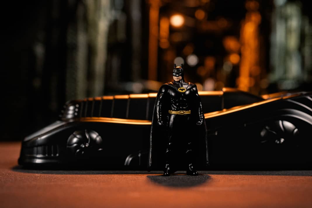 Diebstahlsicherung war gestern. Jadas Batmobile hat eine Panzerverkleidung dabei