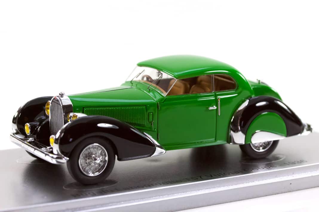 Zweiter Kandidat ist der Bugatti T57 Labourdette Vutotal Coupé, wie er 1938 die Produktionsanlagen in Molsheim verließ ] Foto: Autopioneer