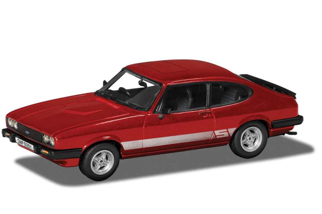 Die nicht gerade kleine Capri-Flotte bei den Vanguards von Corgi erweitert im Jahr 2025 dieser Zweitürer des Mk 3 in der Farbe Jupiter-Red als 2.0 S aus Die-Cast ] Foto: Werk