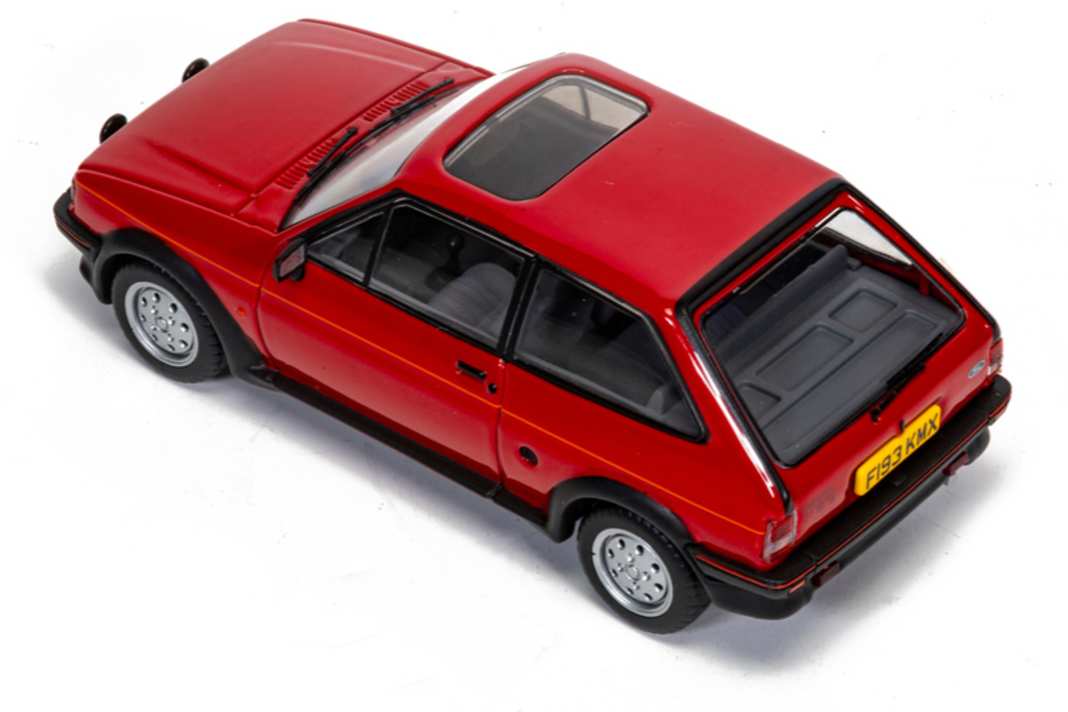 Das sportliche Spitzenmodell des Ford Fiesta XR2 erscheint in Rosso Red als 1:43-Modell aus Die Cast bei Corgi ] Werk