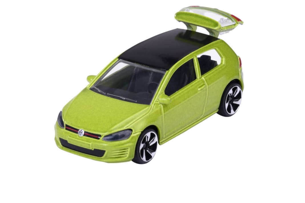 Limonengelbmetallic steht dem VW GTI der siebten Generation von Majorette ausgezeichnet
