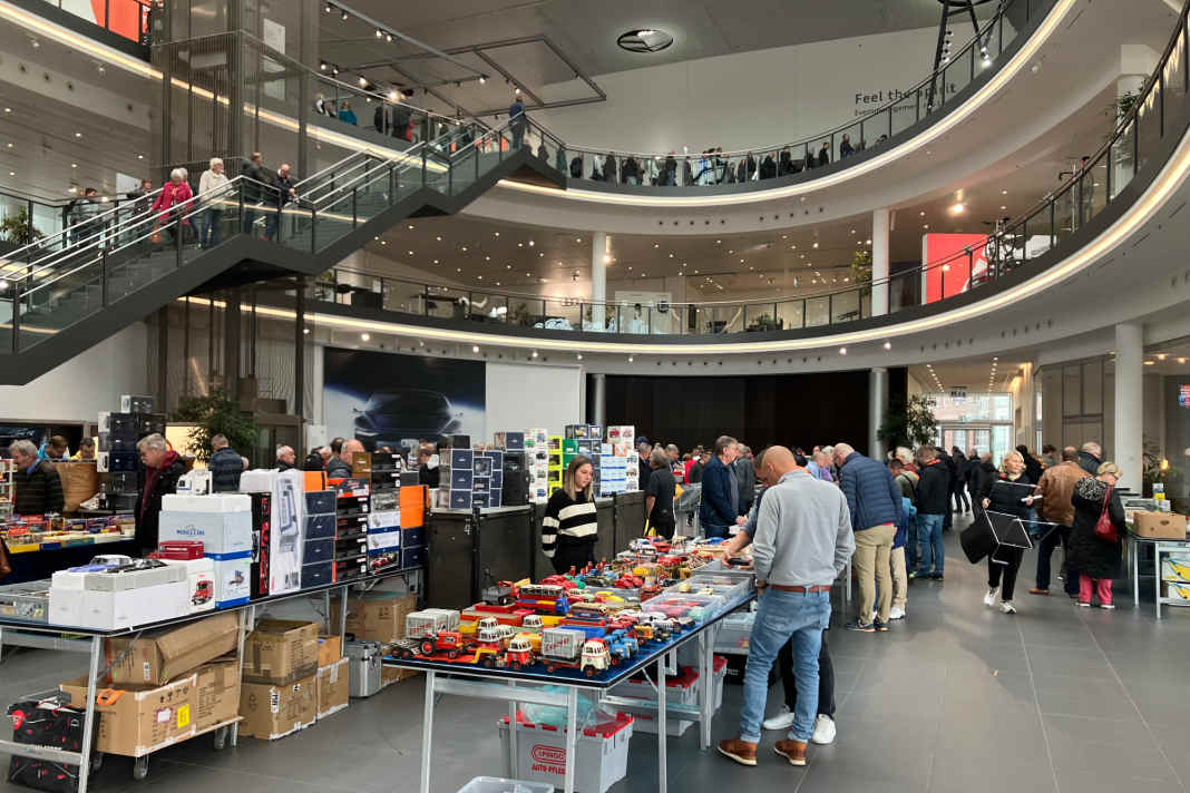 Im großzügigen Ambiente des Audi-Forums Neckarsulm geht die 24. Modellautobörse am 10. November an den Start ] Foto: Audi