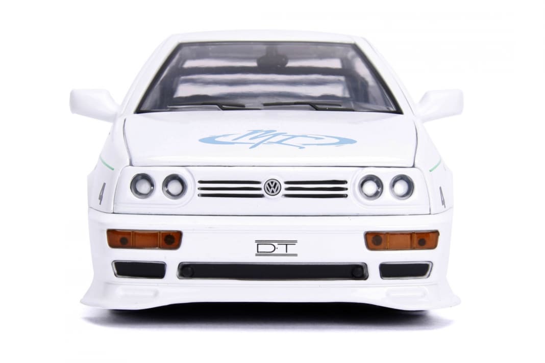 Nix Serie: Doppelscheinwerfer und ein riesiger Frontspoiler machen den Jada-Jetta unverwechselbar.  Foto: Werk