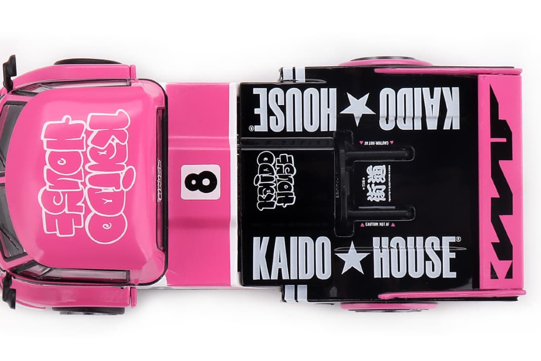 Kaido House kennt ja beim Thema Tuning bekanntlich keinen Schmerz. Das beweist auch dieses Bulli-Modell in 1:64 mit Nachdruck. ] Foto: Mini GT