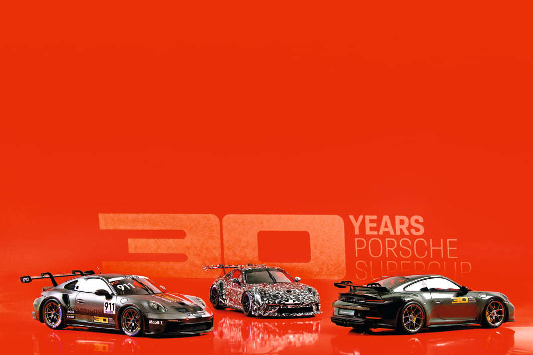 Egal ob die getarnte „Traudel“ (Mitte) oder die beiden Cup-GT3: Minimax baut da für Porsche drei hervorragende Resine-1:18er