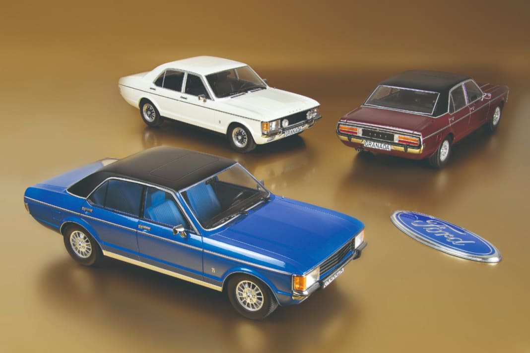 Gleich in drei verschiedenen Versionen liefert MCG Fords Oberklasse- Limousine Granada Mk I als Die-Cast- Modell in 1:18 aus