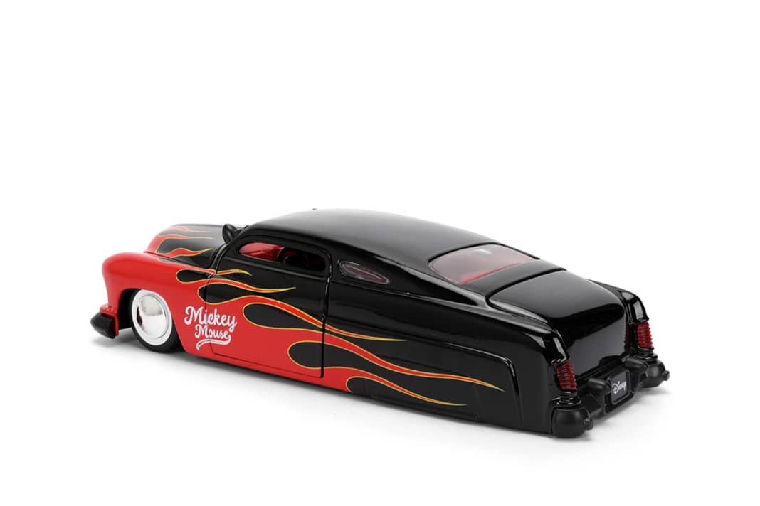 Das Mercury-Coupé von 1951 hat ein Streamline-Heck, das den Wagen heute längst zum Kultoldtimer macht ] Foto: Jada Toys