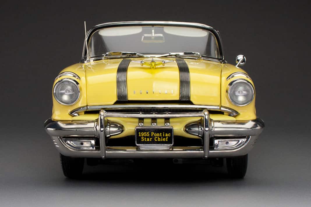 Den offenen Straßenkreuzer liefert Sun Star mit Produktion in China als 1:18-Cabriolet auch in White Mist und Avalon Yellow aus ] Foto: Werk