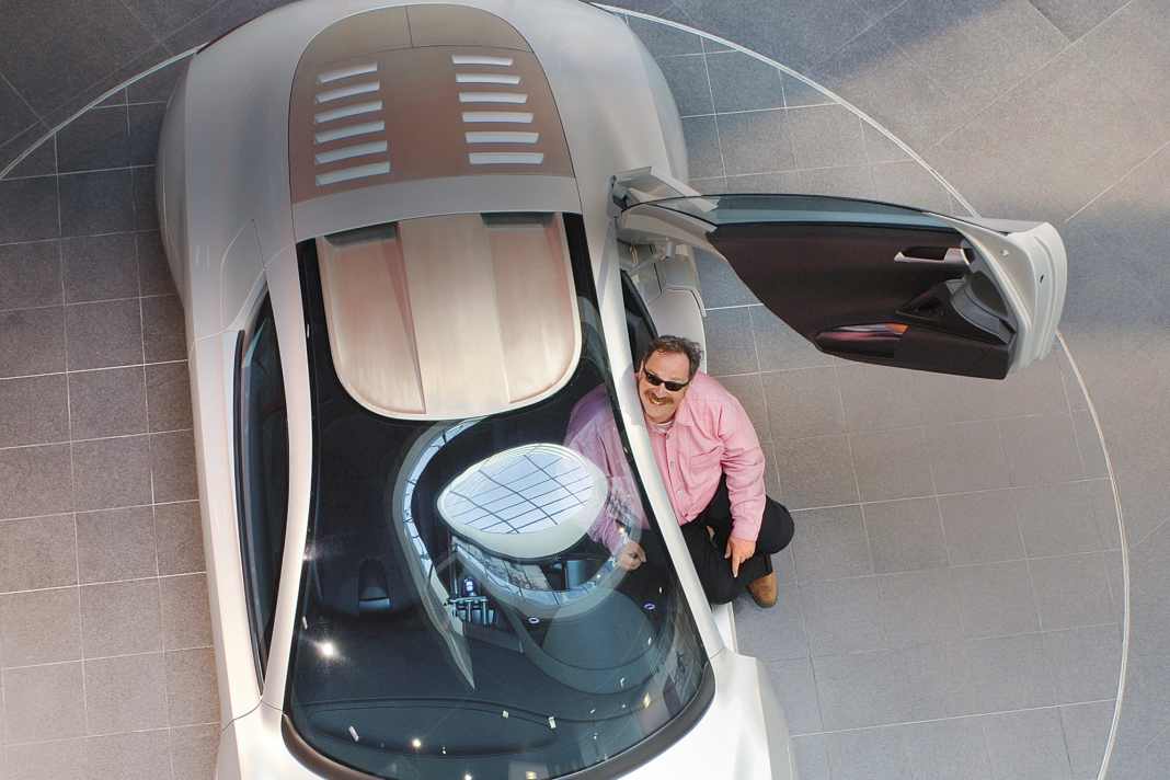 2035er Audi RSQ von Looksmart in 1:43