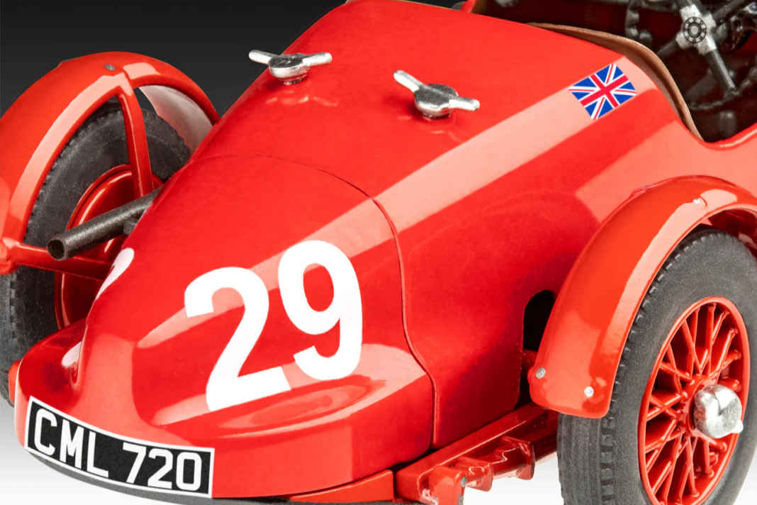 Wer diesen 1:32-Kit so vollendet zusammenbauen kann wie auf diesem Foto, der ist ein Könner. ] Foto: Revell