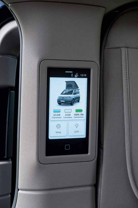 Digital unterwegs: Auch für eine Arbeitssession eignet sich der California. Dank des Bedienteils in der C-Säule ist die Kontrolle immer in Reichweite