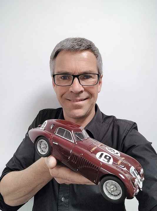 Das Modell: Alfa Romeo 8C 2900 B von CMC in 1:18