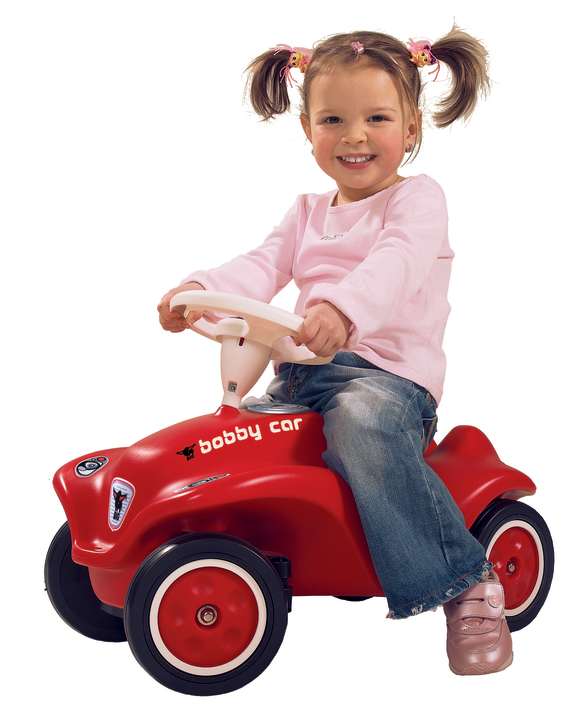 Lässt sich ein genialer Entwurf wie das Bobby Car überhaupt noch verbessern? 2007 unternahm BIG diesen wagemutigen Versuch und stellte das New Bobby Car vor. ]