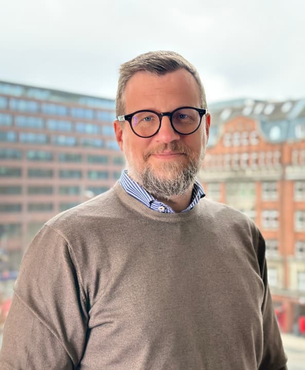 Tim_Ramms_ohne_Ringlicht_jqr46i