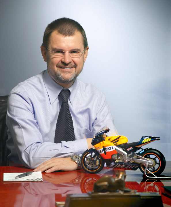 Paul G. Lang von Minichamps: „Die Arbeit
 mit Rossi
macht Spaß!“