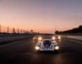 Rennwagen-Ikonen sind sie alle: der Porsche 956 Langheck (vorne), der 956 Kurzheck (rechts) und der 962 Kurzheck (links).