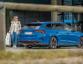 Privacy-Verglasung und schwarze Dekore, Heckschürze mit Aeroflaps und markantem Diffusor sowie LED-Rückleuchten in Kristallglasoptik – kaum ein Frachtabteil zeigt sich so lecker verpackt wie das des Skoda Ocatvia Combi RS