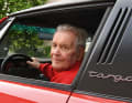 Der inzwischen 86-jährige Manfred Pieper hat sein Auto dabei in vier Kontinenten bewegt.